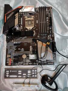 中古動作品：GIGABYTE H370 AORUS GAMING 3 WIFI