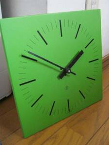 【時計】ドイツ製 ドイツデザイン 角型掛け時計 電気式