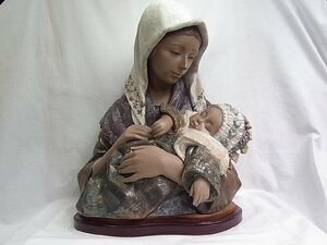 旧型オ－ルド※リヤドロ LLADRO 聖母子像置物：正確な年代解りませんが可成りの経年を得た製品と思われます近年の作品では無いようです