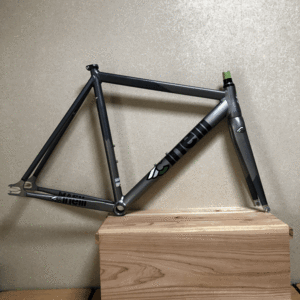 Cinelli MASH BOLT 2.0 【中古】