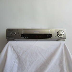ジャンク品　Panasonic パナソニック VHS ハイファイ（ステレオ）タイプ ビデオカセットレコーダー デッキ NV-H220G リモコン 　