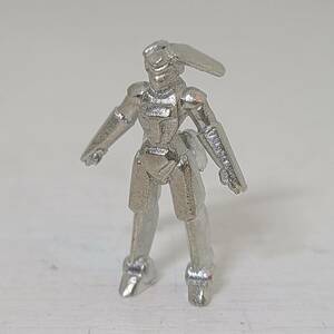 小さなSFロボットのメタルフィギュア ツインテールタイプ ピューター工芸 男性へのプレゼントにも　metal figure T-TYPE UNKNOWNS