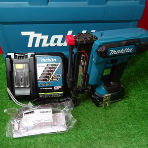 【中古品】★マキタ(makita) コードレスタッカ ST421DRG