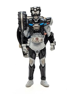 仮面ライダー　ドライブ　タイプワイルド　未使用品ですが小キズ等あります　タグ付き　