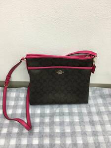 10349 COACH コーチ シグネチャー柄ショルダーバッグ F23866 ブラウン ピンク 中古品