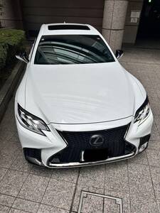 個人出品　LEXUS　LS500　Fsports　低走行　新車延長保証有　フルオプション　H30年式　FR車　車検R7年10月迄