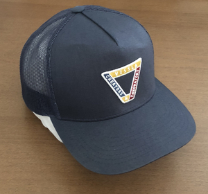 VISSLA 刺繍 ロゴ CAP メッシュ TRUCKER キャップ 紺 ネイビー RHC ロン ハーマン ら コラボ 別注 ブランド 好きに も SURF サーフィン