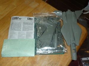 箱なし手付品☆1/48　F-14A トムキャット　レベル Revell TOMCAT