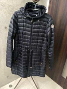 MONCLER モンクレール　ライトダウンジャケット　レディース　ロングダウン