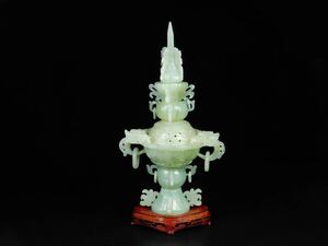中国古玩　翡翠玉香炉　台付　中国美術　彫刻工芸品 仏教美術　高さ32cm