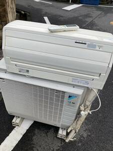 エアコン　ダイキン DAIKIN 単相200V ATR80UPE5-W ARR8OUP リモコン付 使用可能　美品　2017年製　ハイパワー　18畳以上