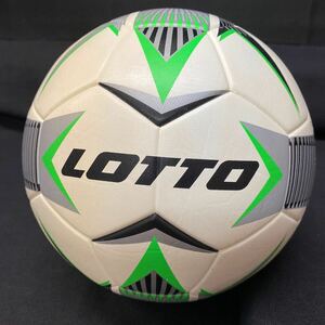 【中古】lotto ロット サッカーボール 5号 キッズ 緑黒白 N23