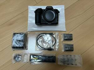 【新品未使用】　ニコン NIKON Z 8 ボディ 35mmフルサイズ FX ミラーレスカメラ