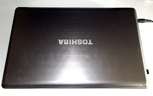 ★ TOSHIBA 17インチ　ノートパソコン　Satellite T572/W7PH　100円スタート ★