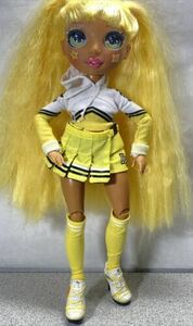 Rainbow High Cheer Series Sunny Madison Yellow Fashion Doll MGA 2021 Cheerleader 海外 即決