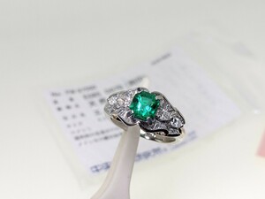 未使用 Emerald エメラルド 大粒0.85ct 極上ダイヤモンド 総計0.70ct Pt900 高級 リング ダイヤ 指輪 中央宝石ソーティング 天然ベリル