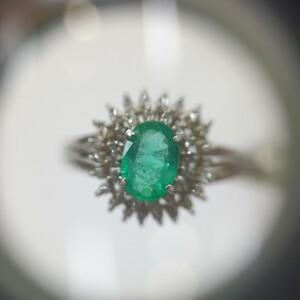 エメラルド リング 指輪 ヴィンテージ アンティーク カラーストーン 装飾品 宝石 色石 ダイアモンド 天然石