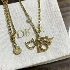 ［美品］ディオール　Dio(r)evolution ネックレス　イニシャル　ロゴ
