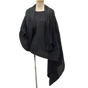 ♪♪ ISSEY MIYAKE イッセイミヤケ PLEATS PLEASE 変形 ポンチョ カットソー PP04-AD038 ブラック やや傷や汚れあり