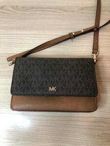 ● MICHEAL KORS ウォレットショルダーバッグ