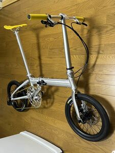 8.1KG ★シルバー　超軽量　折り畳み　自転車　クリア塗装　アルミ　９速　カスタム　★未使用品★ 手渡し可能、検（ダホン　DAHON K3 PLUS