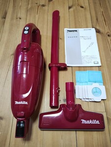 マキタ makita 充電式クリーナー（紙パック5個付）レッド