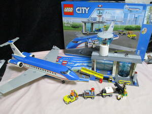 鶯】　LEGO レゴ シティ 60104 空港ターミナルと旅客機　中古美品