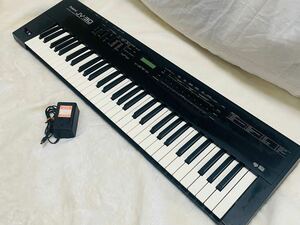 Roland ローランド　JV-30 シンセサイザー　61鍵盤【ジャンク】
