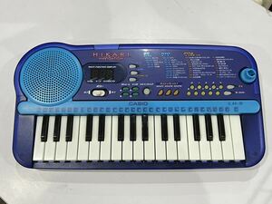 【音出しOK】CASIO LK-5 光ナビゲーションキーボード 32鍵盤 100音色 25リズム 20曲内蔵 電子ピアノ コンパクトサイズ 鍵盤楽器 カシオ