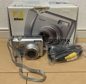 【1円スタート　ジャンク】Nikon●ニコン●コンパクトデジタルカメラ●COOLPIX L1●シルバー●6.3-31.4mm/1:2.9-5.0●単三電池●デジカメ●