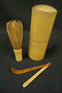 N338 野点 竹製筒入 茶筅 茶杓 携帯用茶道具/60