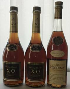 サントリー XO スリムボトル 40度 660ml　２本　／　ヘネシー フィーヌ シャンパーニュ VSOP コニャック ブランデー 40度 700ml　１本