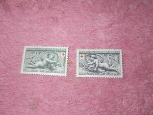フランス切手　赤十字切手ベルサイユ宮殿のダイアナ泉の彫刻　１９５２年　未使用