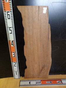 e3032217 神代桂●約63cm×23.5cm×7mm～8mm☆無垢板１枚板 木材 板 DIY 板材 天板 棚板 テーブル 看板 花台など種類豊富！