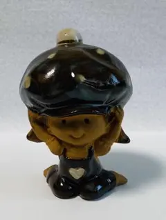 （ 美品 ）昭和レトロ  陶器製  水森亜土風  キノコ帽子の少女  置物