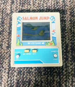 ◎★ 中古★LCD GAME　「SALMON JUMP（サーモンジャンプ）　ゲーム機　レトロゲーム【LCD/ゲーム機】DDIC