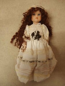0140106w【Le Bambole di ARIANNA ビスクドール】アリアンナ/陶器人形/全長29cm程/中古品