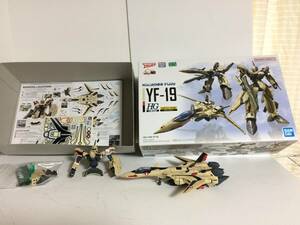 HG 1/100 YF-19バルキリー　プラモデル　 マクロスプラス