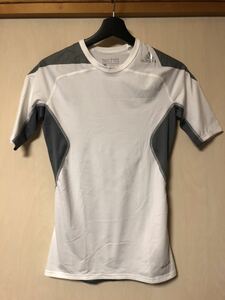 アディダスadidas TECHFIT ショートスリーブ コンプレッション Tシャツ L