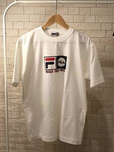 FILA 半袖Tシャツ Mサイズ ホワイト ロゴTシャツ トリコロール クルーネック フィラ 日本製