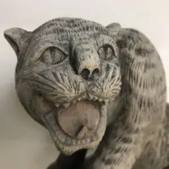 彫刻　骨董　ネコトラ