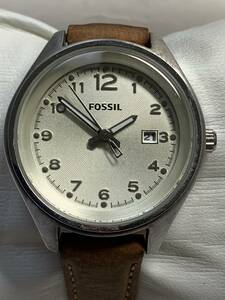 A733 腕時計　FOSSIL/フォッシル　AM-4377 111205 ラウンド　レザーベルト　アナログ　クォーツ　デイト　フェイス：約直径3㎝