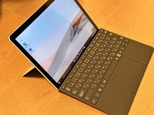 Surface go 2 キーボード付き ACアダプターと外箱無し