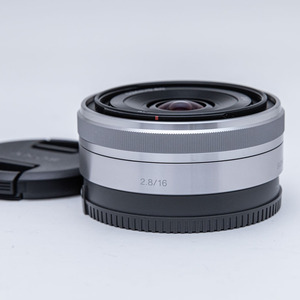 SONY E 16mm F2.8 (SEL16F28)　【管理番号007640】