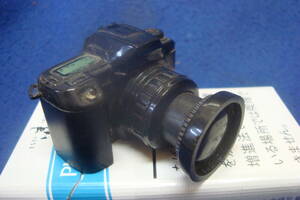昭和レトロ「　変り型ガスライター【一眼 レフカメラ型ライター】重さ54ｇ　ジャンク品」