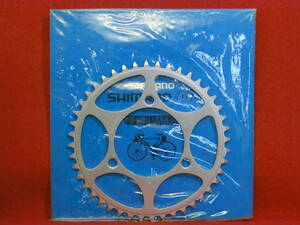 CW-0010-13073　SHIMANO 600 旧歯形 チェーンリング 44ｔ 3穴PCD94mm 袋入り 薄歯新品