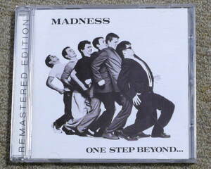 即決・中古CD■MADNESS/ONE STEP BEYOND...　　　輸入盤14曲