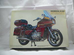 1/１５フジミ製ホンダＧＬ１１００ ＩＮＴＥＲＳＴＡＴＥ