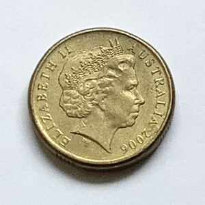 【希少品セール】オーストラリア エリザベス女王肖像デザイン 2006年 2ドル硬貨 1枚