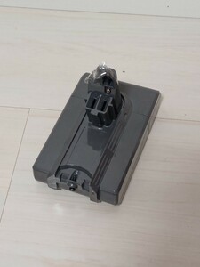 dysonダイソン　V6用バッテリー互換品(4000mAH)　中古品